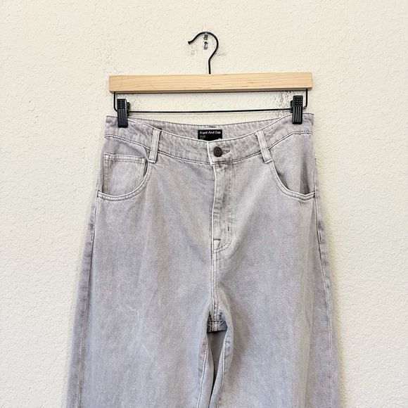 FRANK AND OAK The Linda Balloon Fit High Rise Jeans in Grey - Picture 3 of 14